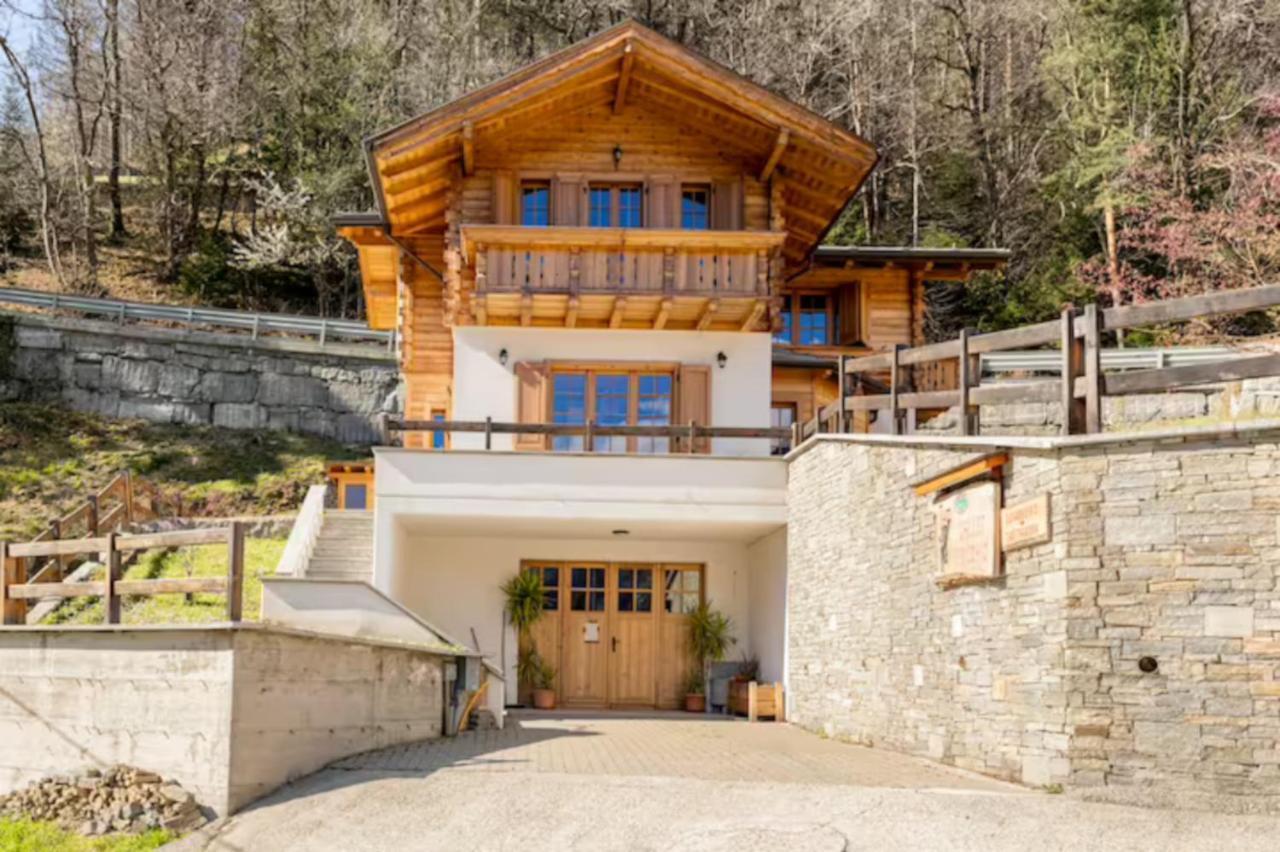 B&B Chalet Il Picchio Varzo Luaran gambar