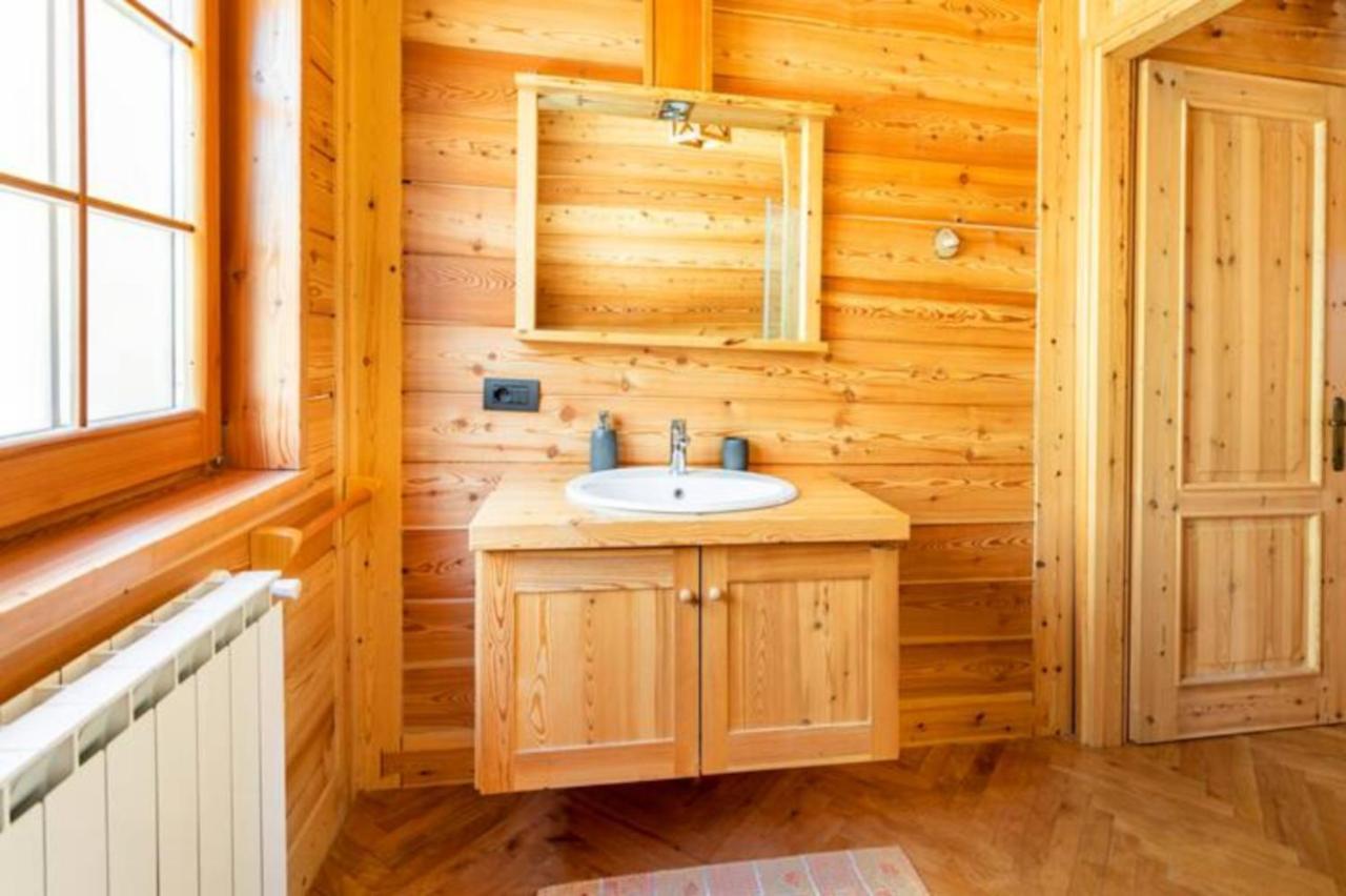 B&B Chalet Il Picchio Varzo Luaran gambar