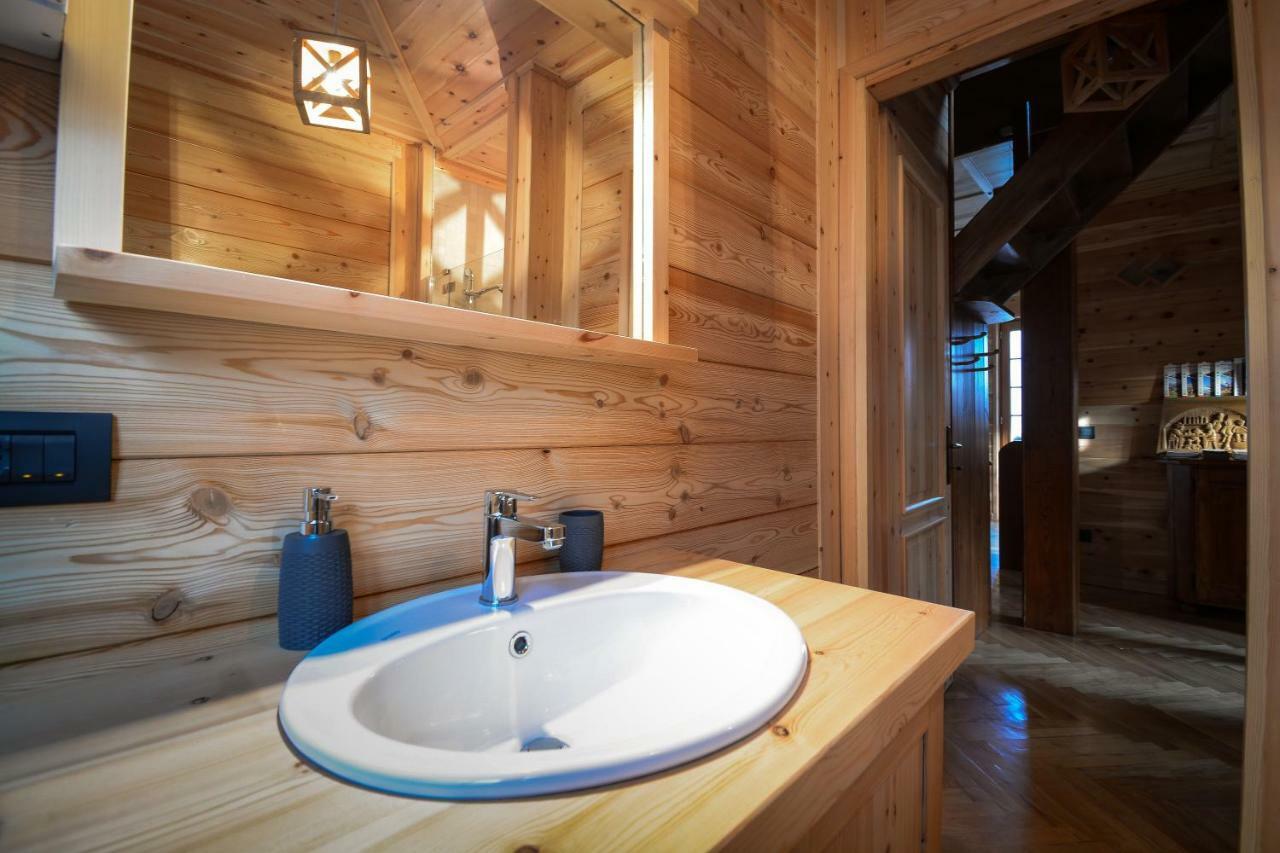 B&B Chalet Il Picchio Varzo Luaran gambar