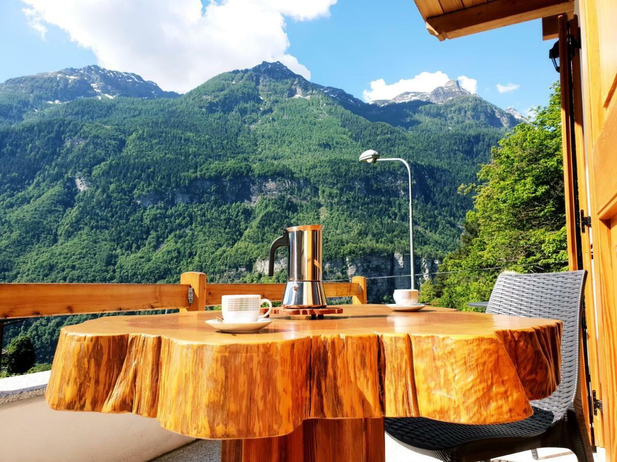 B&B Chalet Il Picchio Varzo Luaran gambar